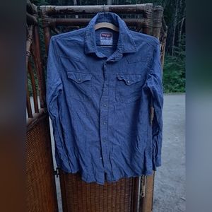 Wrangler jeans company medium shirt🐴🐎💙